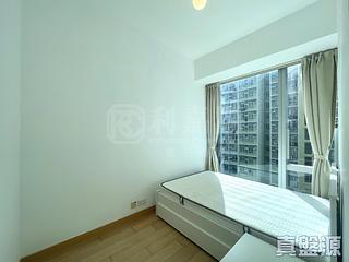 Tseung Kwan O - Savannah Block 3C 04