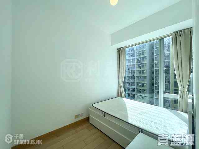 Tseung Kwan O - Savannah Block 3C 04