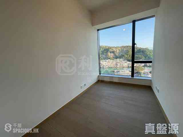 Yau Tong - Montego Bay Tower 1 07