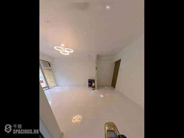 Wan Chai - Phoenix Court Block 1 02
