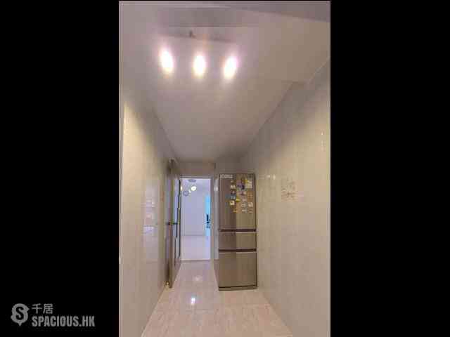 Wan Chai - Phoenix Court Block 1 11