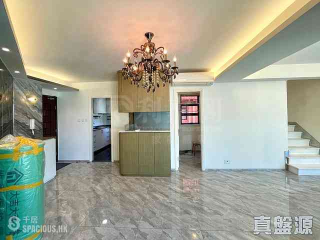 Hang Hau - Nan Fung Plaza Block 6 03