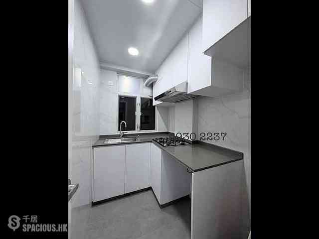 Wan Chai - 5, Sharp Street West 03