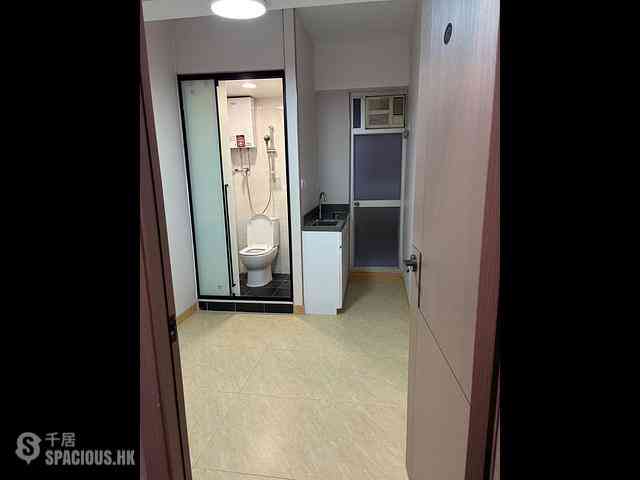 Shau Kei Wan - South China Mansion 01
