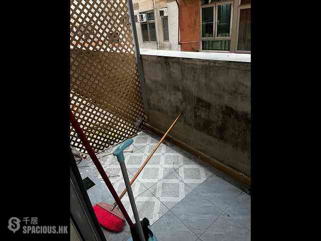 Shau Kei Wan - South China Mansion 06