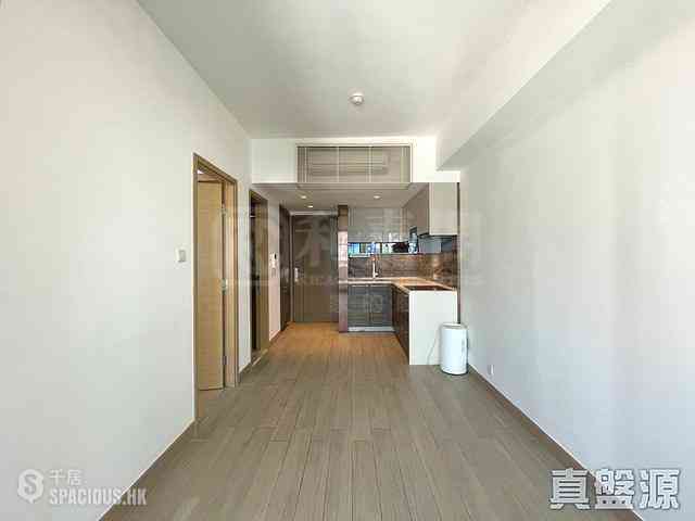 Tseung Kwan O - The Wings Ocean Wings Block 7A 05