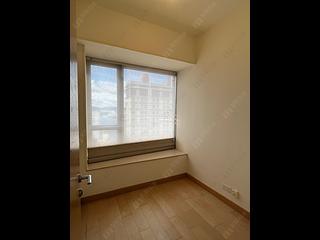 Sai Ying Pun - Island Crest Block 1 06
