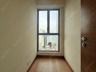 Sai Ying Pun - Island Crest Block 1 08