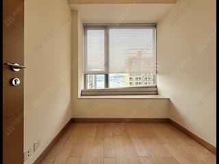 Sai Ying Pun - Island Crest Block 1 09