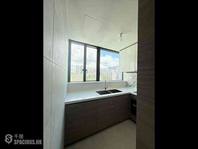 Kwun Tong - Bal Residence 08