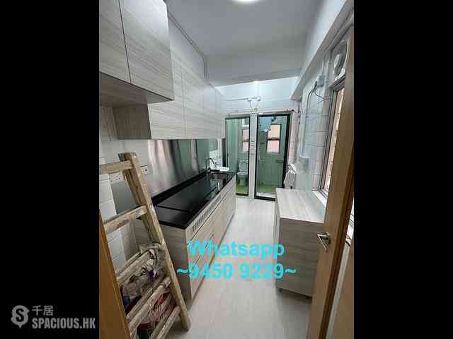 Sheung Wan - 304, Queen's Road Central 10