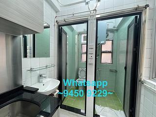 Sheung Wan - 304, Queen's Road Central 11