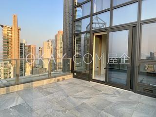 Sai Ying Pun - The Queens 12