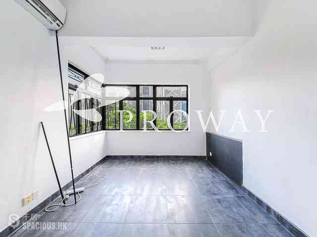 Mid Levels Central - Mackenny Court 04