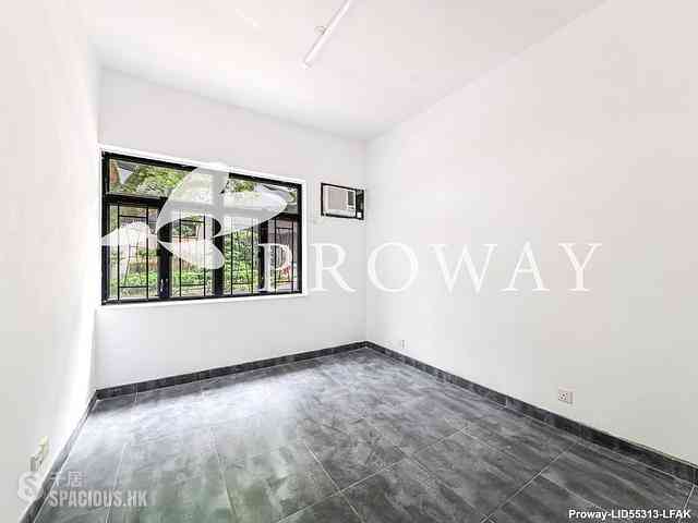 Mid Levels Central - Mackenny Court 07
