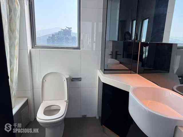 Yuen Long - The Brand 15