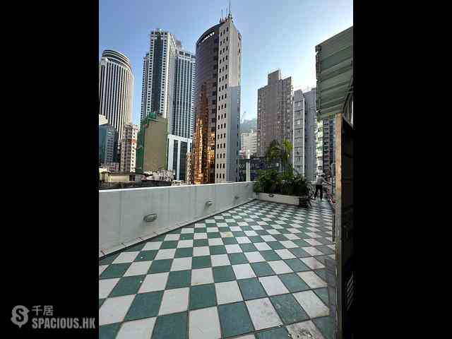 Wan Chai - Kam Tak Mansion 01