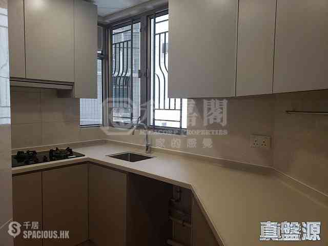 West Kowloon - Sorrento Phase 1 Block 5 05