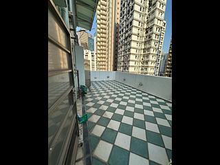 Wan Chai - Kam Tak Mansion 03