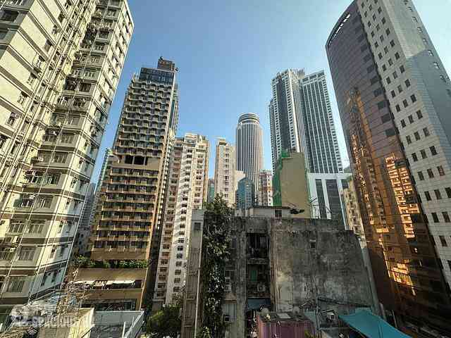 Wan Chai - Kam Tak Mansion 04