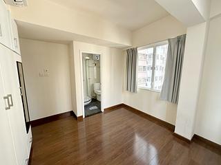 Wan Chai - Kam Tak Mansion 10