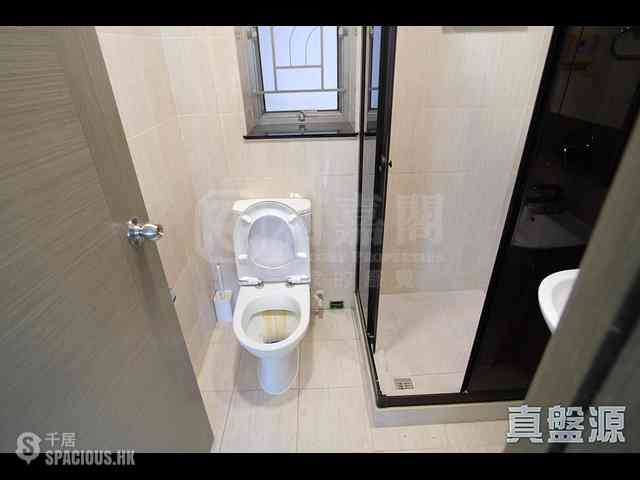 West Kowloon - Sorrento Phase 1 Block 5 07