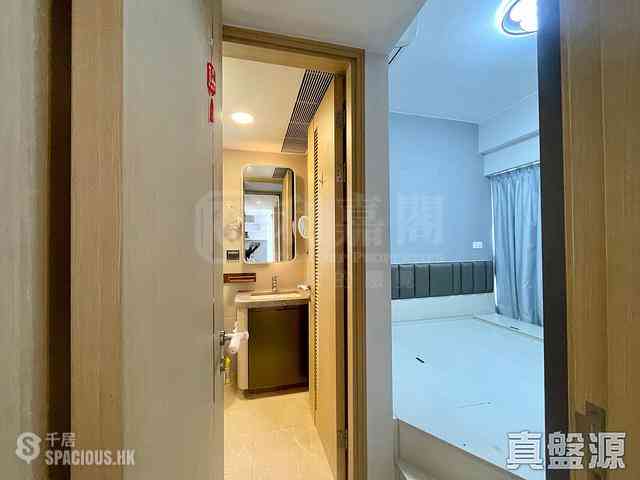 Tseung Kwan O - Alto Residences Block 8 12