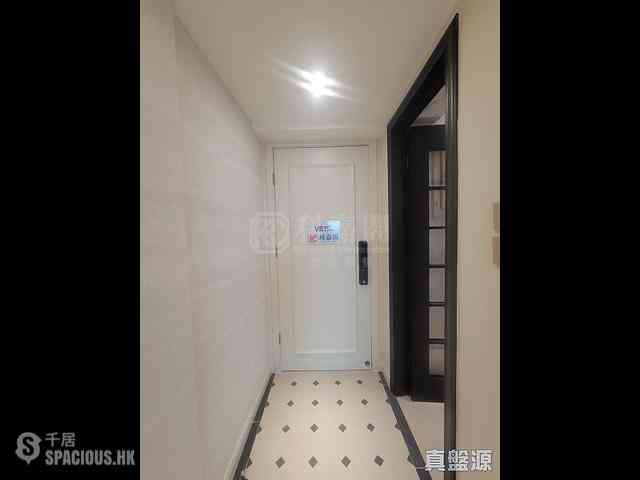 West Kowloon - Sorrento Phase 1 Block 6 04