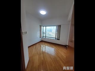 West Kowloon - Sorrento Phase 1 Block 6 09