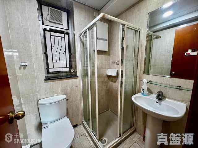 West Kowloon - Sorrento Phase 1 Block 5 04
