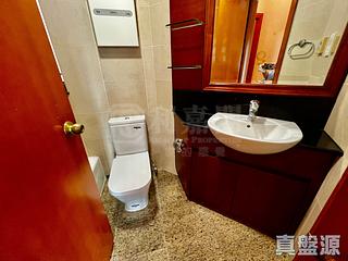 West Kowloon - Sorrento Phase 1 Block 5 02