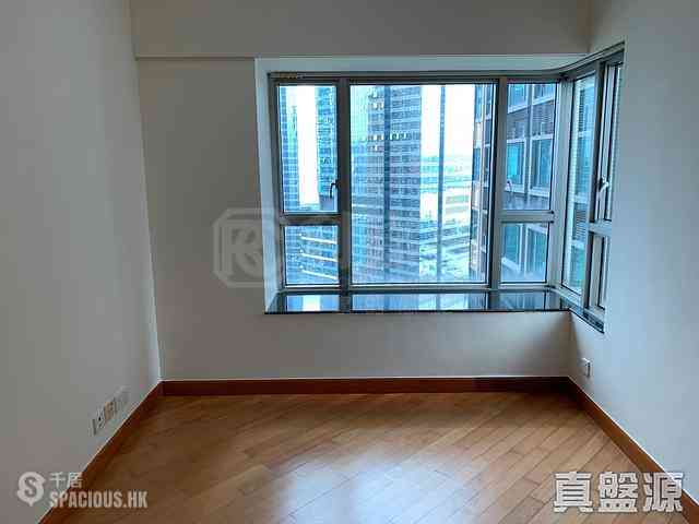West Kowloon - Sorrento Phase 1 Block 5 02