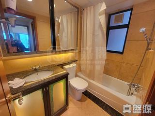 West Kowloon - The Arch Star Tower (Block 2) 09