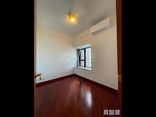 West Kowloon - The Arch Star Tower (Block 2) 04