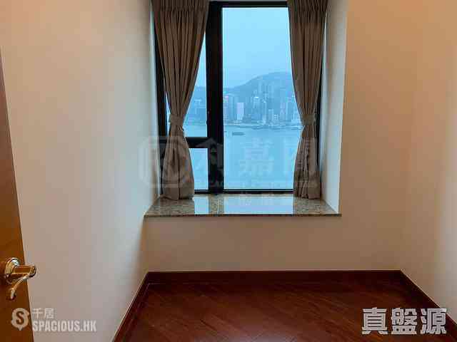West Kowloon - The Arch Sky Tower (Block 1) 04