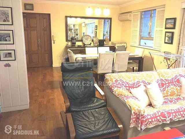 Pok Fu Lam - Baguio Villa Block 38 03