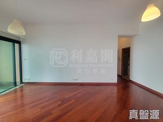 West Kowloon - The Arch Moon Tower (Block 2A) 03