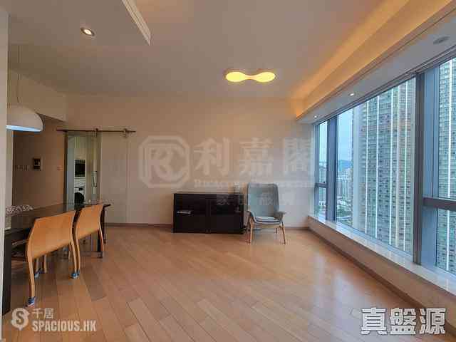 West Kowloon - The Cullinan (Tower 21 Zone 5 Star Sky) 04
