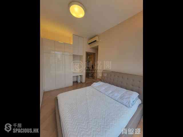 West Kowloon - The Cullinan (Tower 21 Zone 5 Star Sky) 06
