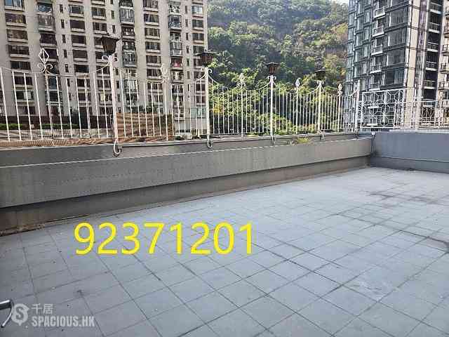 Wan Chai - Phoenix Court 01