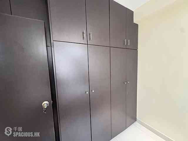 Sai Ying Pun - Western Garden 13