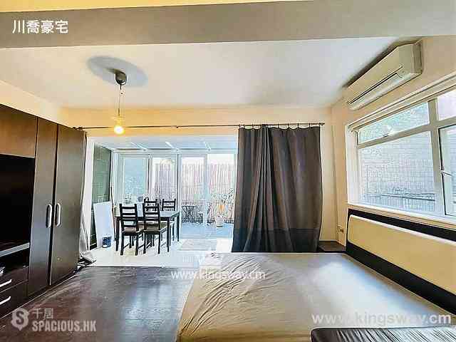 Soho - 14, Shelley Street 03