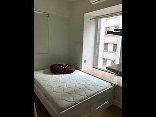 Sai Ying Pun - Hoi Sing Building Block 1 05