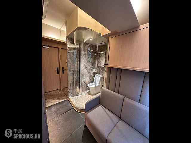 Causeway Bay - 33, Yiu Wa Street 03