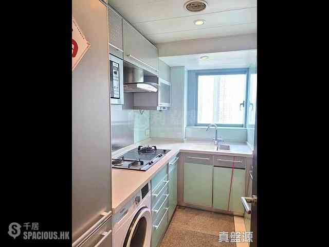 West Kowloon - The Harbourside Block 1 06