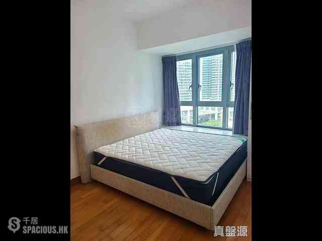 West Kowloon - The Harbourside Block 1 04