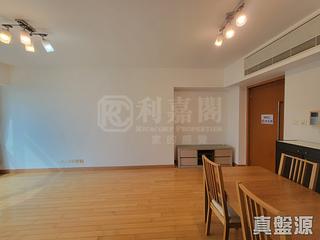 West Kowloon - The Harbourside Block 2 03