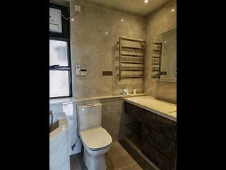 Siu Sai Wan - Fullview Garden Block 2 03