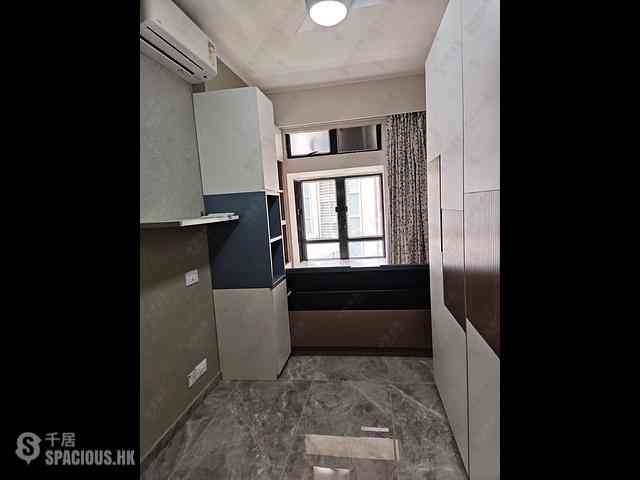 Siu Sai Wan - Fullview Garden Block 2 05