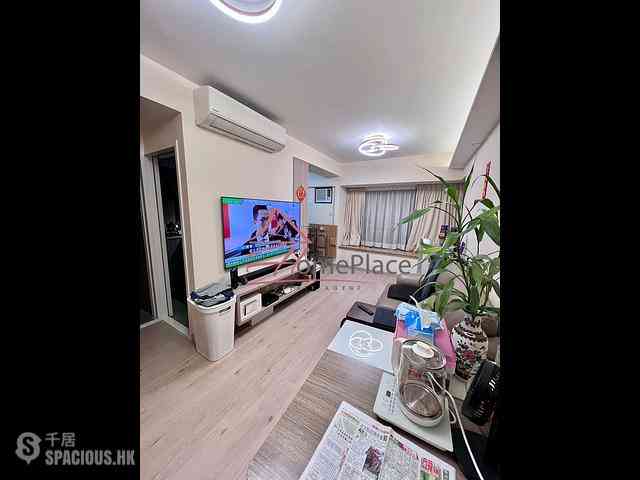Sheung Wan - Queen's Terrace Block 2 01